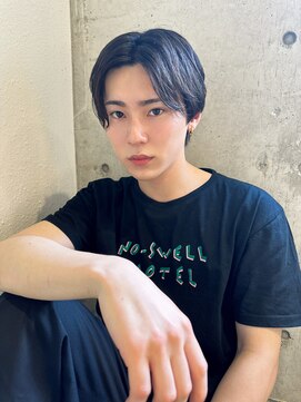 ルービック 和歌山(Rubik's) ツーブロック/束感センターパート/黒髪ナチュラル