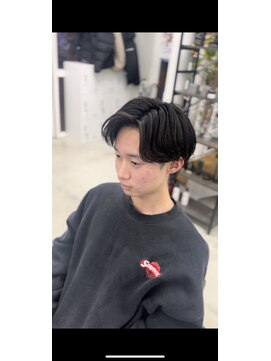 ピースバイラフトーキョウ(V by RAF Tokyo) 毛流れセンターパート