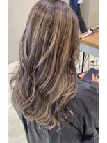 ルル(LuLu by KENJE)&nbsp;デザインハイライト【藤沢/艶髪/ヘッドスパ/髪質改善】