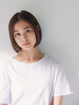 ファースト 吉祥寺(FIRST KICHIJOJI) 艶ブラウン　シンプルスリークボブ