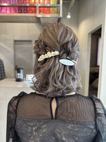 イミ(imi) ハーフアップ/ヘアセット/ヘアアレンジ/お呼ばれヘア/登戸
