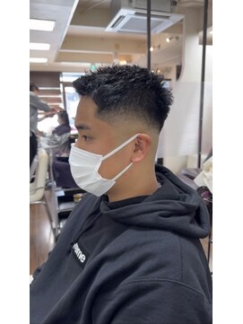 美容室ヴィヴァンクール スキンフェード