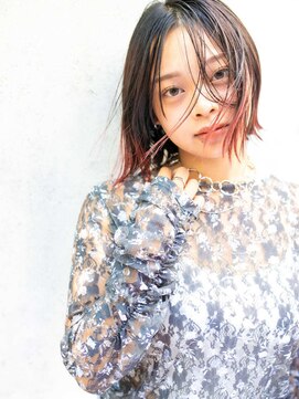 ログ 高松木太店(Log) くびれヘア＆デザインカラーで抜け感ボブスタイル