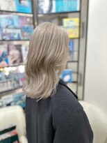 ミー 新宿(MII)&nbsp;ミルクティー/ダブルカラー/髪質改善/縮毛矯正/新宿/MII/ミイ