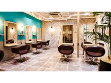 オーブ ヘアー アイト 日暮里店(AUBE HAIR eid)の雰囲気（開放感のある明るい店内で、くつろぎの時間をお過ごしください。）