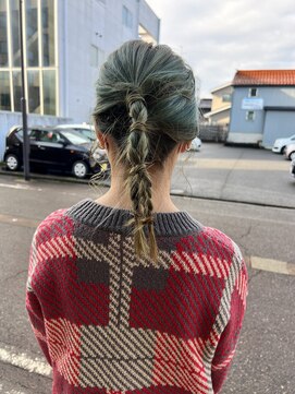 イロ(ilo) ヘアアレンジ