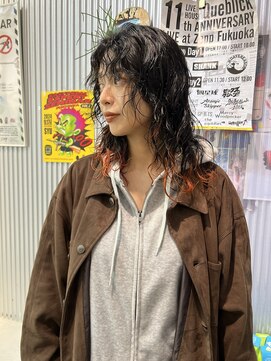 ゾーイ(ZOEY) 【chihiro】レイヤーパーマ×ポイントカラー