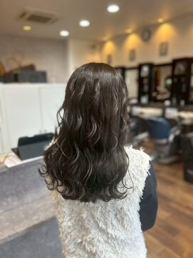 ヘアーワークス ボナ(HAIR WORKS bona.) ツヤめきと揺れ感で魅せる 品のある大人スタイル/ロング