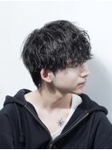 フェザーパーマ/ブルーブラック/刈り上げセンターパート[新宿]