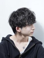 アルファ 新宿(alpha)&nbsp;フェザーパーマ/ブルーブラック/刈り上げセンターパート[新宿]