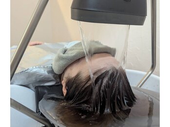 サロン ドゥ ファシル(salon de Facile)の写真/【頭浸浴ヘッドスパでリラックスタイム】炭酸泉掛け流しとマッサージで至福の一時を体感* ※電話予約のみ