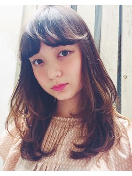 ザ ライフ(the LIFE) プリズムカールなミディアムヘア♪