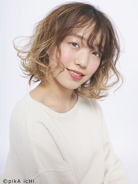 ピカ イチ 八代本店(pikA icHi) *pikAicHi*ハイトーンカラー×エアリーショートボブ