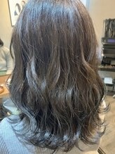 3.色持抜群★うる艶グレイカラー(白髪染め)