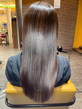 アイコニック 日進梅森台店(ICONIQ) うるツヤ髪質改善