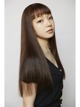 六本木美容室 西麻布店 オン眉フルバング◎透明感のあるストレートロング
