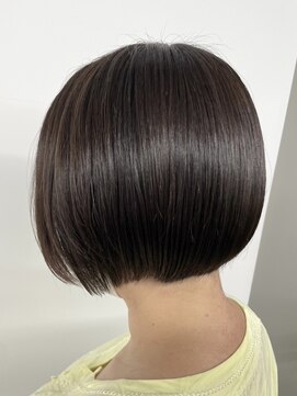 ビルド(build) 【小顔】大人ショートボブ×暗髪/新越谷 南越谷