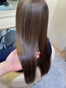 アンド ラ ブランシュ(&.La Blanche) イメチェンヘアスタイル/フェミニンロング/ダークアッシュ/大宮