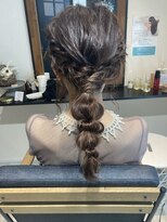 プエラ(Puella) ヘアアレンジ【網おろし】　