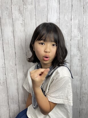 女子中学生　色白 