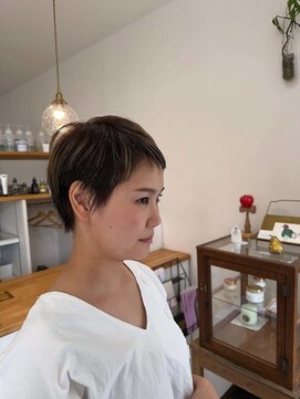 シロ(siro) 外国人風ベリショ