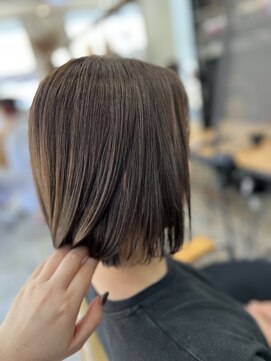 エキップクーラージュグラン 艶感柔らかストレート