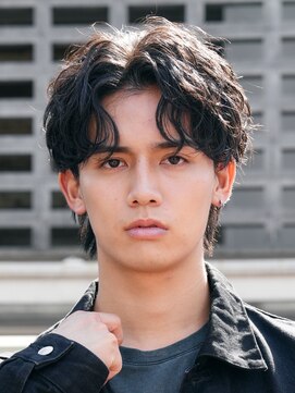 レタッチ バイ フィフス 銀座(RETOUCH by fifth) 銀座波巻きパーマシャドウパーマルーズパーマセンターパート七三