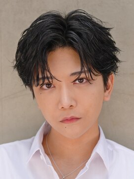 テン 心斎橋(tenn.) 心斎橋フェザーパーマフェザーショートセンターパート20代緩め