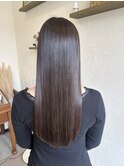 乾かしただけでこのツヤ感！縮毛矯正