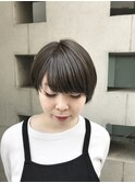 大人柔らかグレージュショート