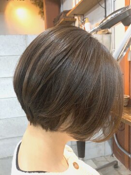 ルーファス 恵比寿 渋谷(Ruufus) 40代大人女性ナチュラルショートボブ【Ruufus恵比寿渋谷】31513