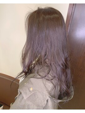 レガロ 南口店(REGALO) 透明感あふれるロングヘア