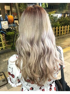 アールプラスヘアサロン(ar+ hair salon) ムラピンク×ブロンドハイトーン