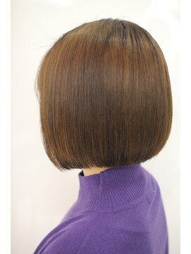 ドゥーエ 国分寺美容室(due) シルキーカットボブ