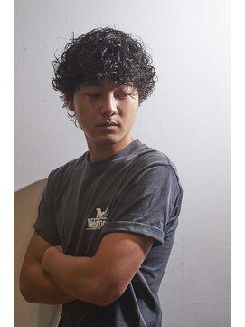 チルチェア 高円寺店south area.(CHILL CHAIR) フルカーリーパーマ <理容室> <高円寺>  <メンズサロン>