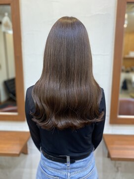 アティック(attic) 艶髪ナチュラルブラウン