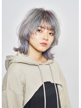 ルク(RUKU) マッシュウルフ/ウルフ/レイヤー/ウルフカット/ハイトーンカラー