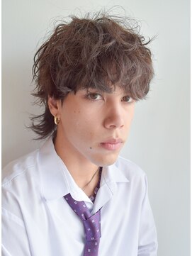 アメラボ 平針店(AmeLab) 【ウルフカット】マッシュウルフ　スパイラルパーマ　学生カット