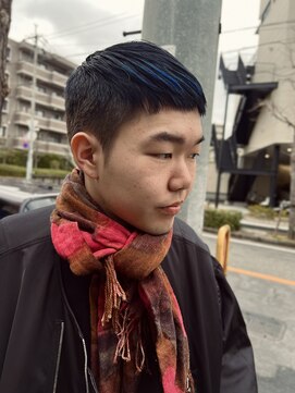 イー(E) クラシカルクロップ×ブルー