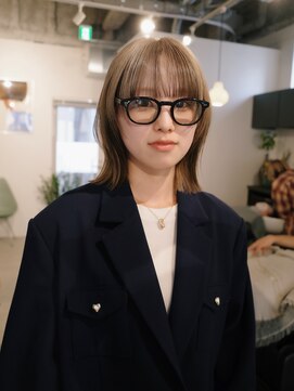 ヨー(Yoh-) 【ベージュカラー/阿部達哉】ブリーチ/ローライト/ケアブリーチ