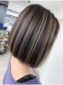 ハイライトストレートボブ