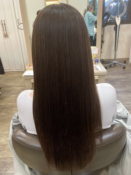 アルターリール(aL ter Rire) イメチェン/ホワイトブロンド/外ハネボブ/美髪/ワイドバング