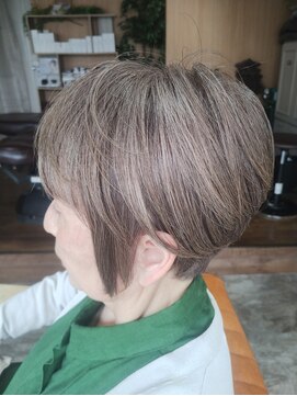 ローカス 花小金井南口店(LOCUS) ☆　脱白髪染めスタイル　☆