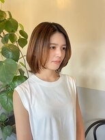 バショ(ba sho)&nbsp;ミディアムボブ/レイヤーカット/くすみベージュ