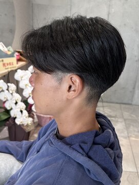 キリ 逗子(kiri) 逗子葉山メンズショートメンズカットツーブロック眉毛韓国R35