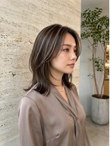 バーシャミ 博多(Baciami)&nbsp;レイヤーミディアム ひし形シルエット 顔周りカット 髪質改善