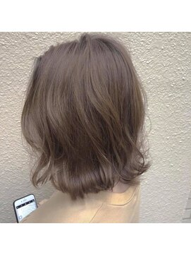 フェリア 梅田(FERIA) 【梅田 茶屋町】イルミナ×アッシュベージュ