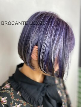 ラトリエ ブロカント 立川北口店(L'atelier BROCANTE) 派手髪 ボブ クロマid ラベンダー 紫 ハイライト 外人風カラー