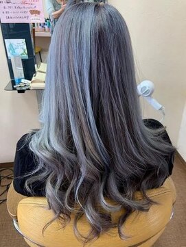 美容室マンドール 韓国風ハイトーンカラー