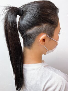 ノクターン 池袋(NOCTURNE) 刈り上げポニーテール